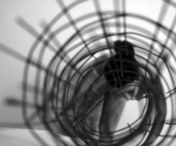 Immagine 1 Through by Caterina De Luca, image 2
