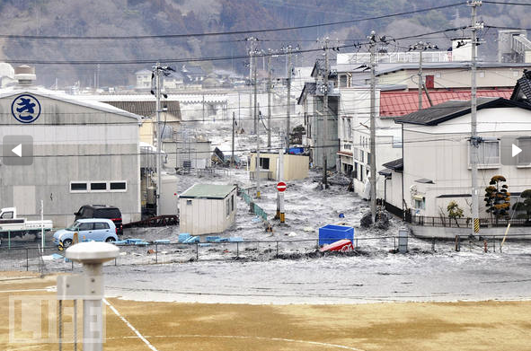 JAPAN FEELDESAIN16 Earthquake and Tsunami in Japan, image 14