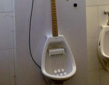 Guitar Pee – Interactive Urinals to play music