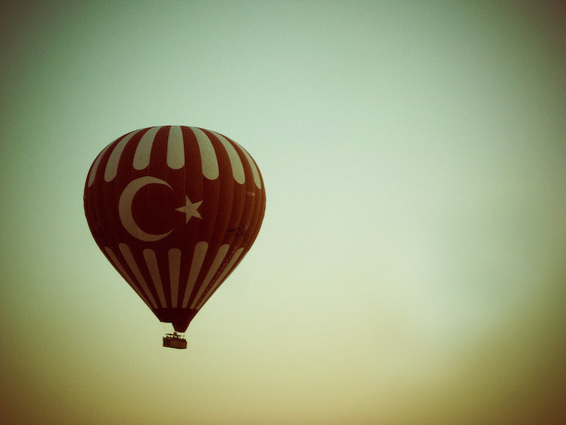feel desain hot air balloons cappadocia curve studio-2