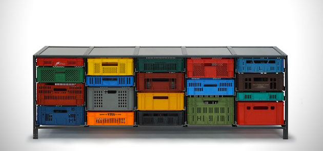 Recylced-Plastic-Crates-Turned-Home-Storage-Solution-feeldesain open