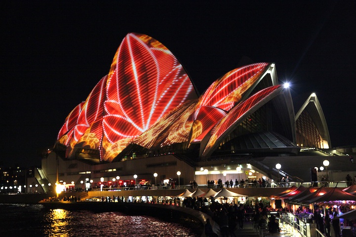 sydneyoperahouse00