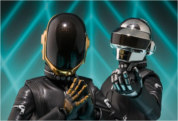 daft-punk-action-figures-feeldesain4