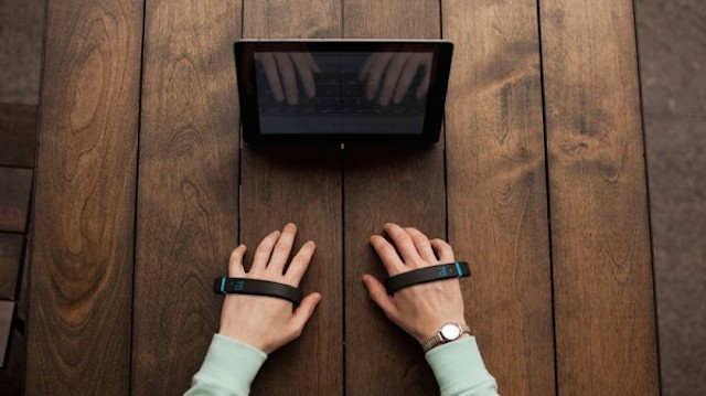 Air Type Keyboardless Device feeldesain5