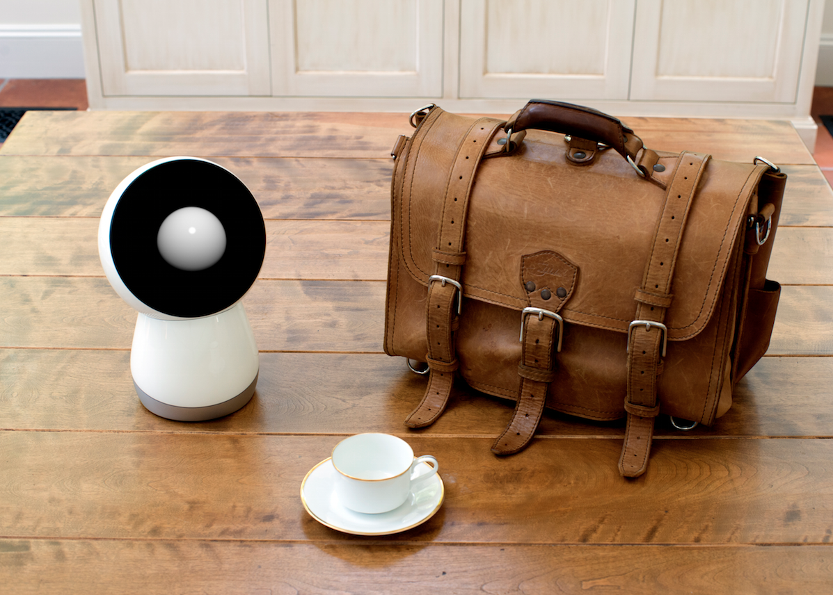 JIBO the World First Family Robot feelde1