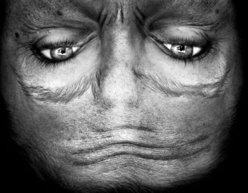 Alienation | Upside-Down Portraits Make People Look Like Aliens