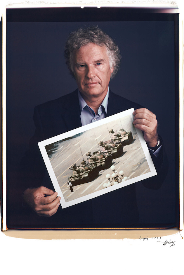 The most iconic photographs of our time Feel Desain Tim Mantoani02