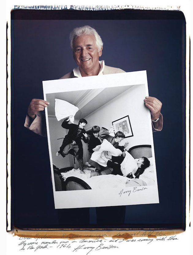 The most iconic photographs of our time Feel Desain Tim Mantoani06