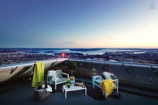 A night at the top of a ski jump feel desain Airbnb 09