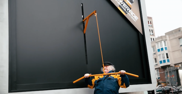 Workout billboards feel desain Ogilvy  Mather Berlin 07