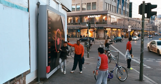 Workout billboards feel desain Ogilvy  Mather Berlin 10