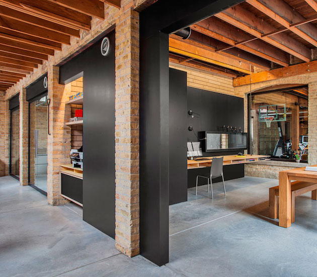 Office Renovation feel desain Vladimir Radutny Architects08