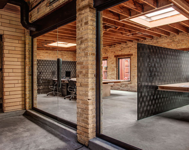 Office Renovation feel desain Vladimir Radutny Architects11