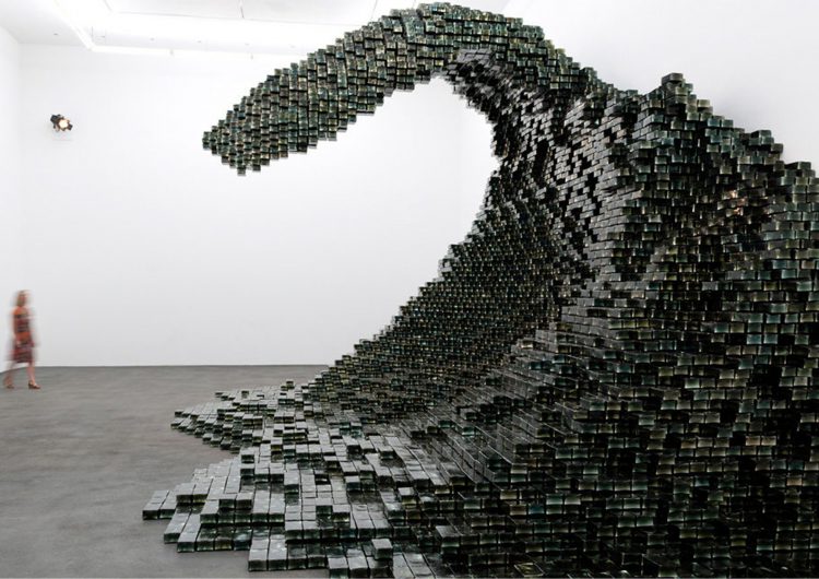 “The Big Wave” made with 10.000 bricks of glass