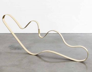 Playing with The Sensual Relationship Between Materials And Colors