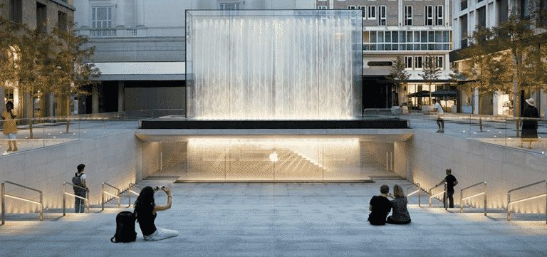Foster + Partners Presents New Apple Store in Milan