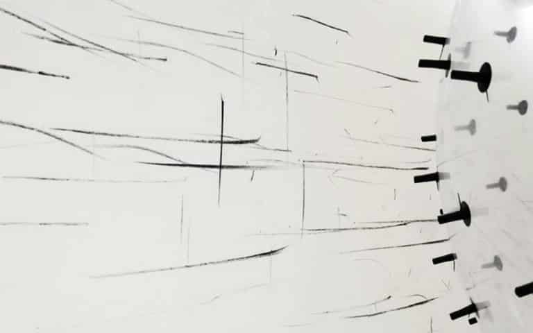 A new breath to the act of drawing with ADA