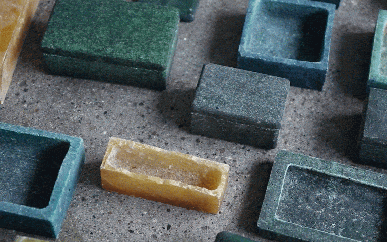 Colonia, the product made from rosin and melamine sponge
