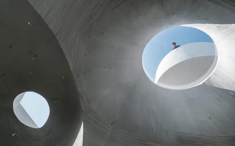“UCCA Dune”, a subterranean museum built in China