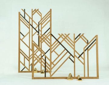 Stick Screen Mimics Nature Shapes