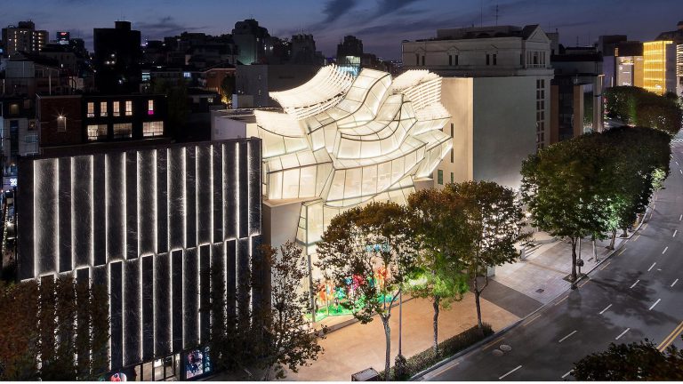 The New Louis Vuitton Store in Séoul