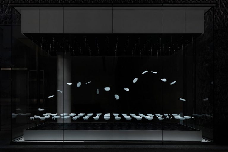 The delicate fluctuation of “Beauty Innovation 2020”