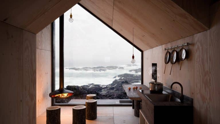 The Mountain Refuge