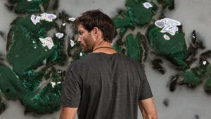 A $110 T-shirt that sucks carbon dioxide from the atmosphere