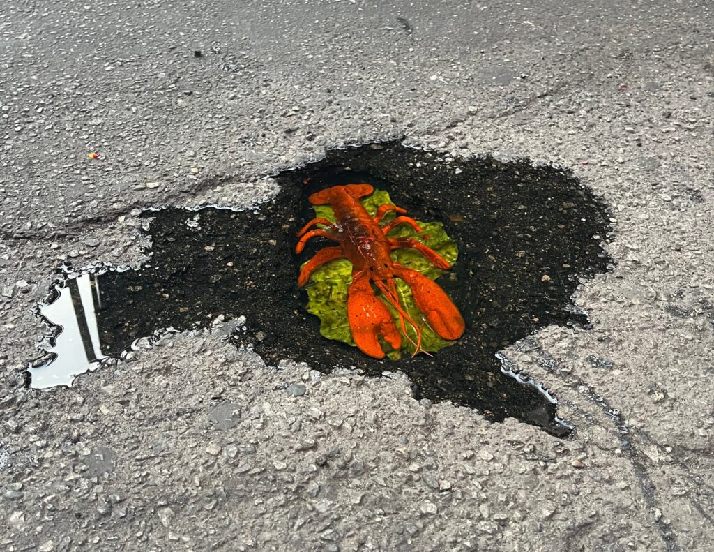 From Play to Politics, Artist S.C. Mero Transforms Los Angeles’s Streets into Sites of Satire